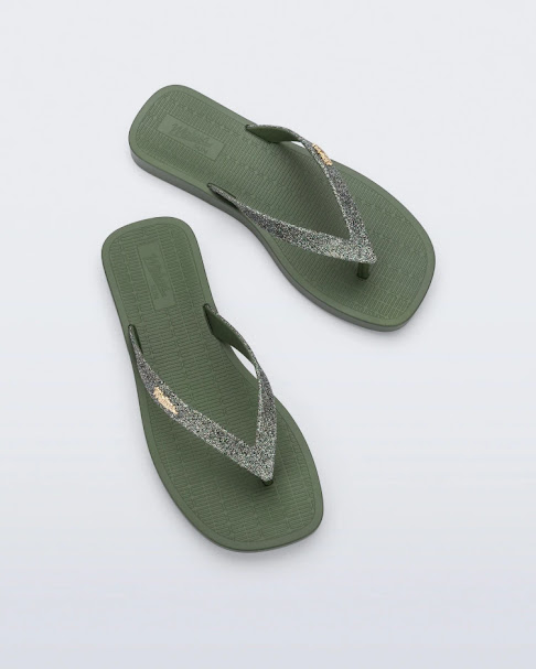 Chinelo Melissa Sun Long Beach II